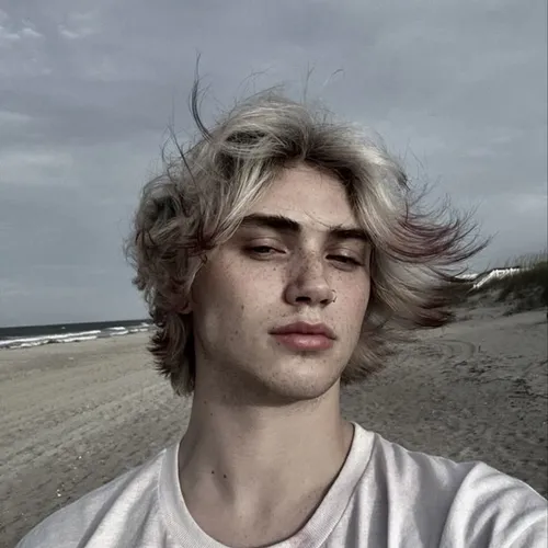 Onrain SchoolRP s In Character Social Media Platform